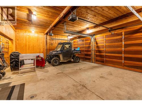 1099 Enderby Mabel Lake Road, Enderby, BC - Indoor Photo Showing Garage