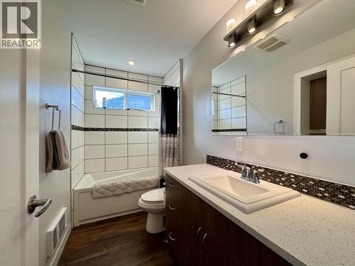 1005 Edward Avenue, Prince Rupert, BC - Indoor Photo Showing Bathroom