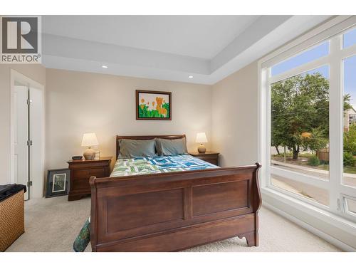 2011 Agassiz Road Unit# 205, Kelowna, BC - Indoor Photo Showing Bedroom