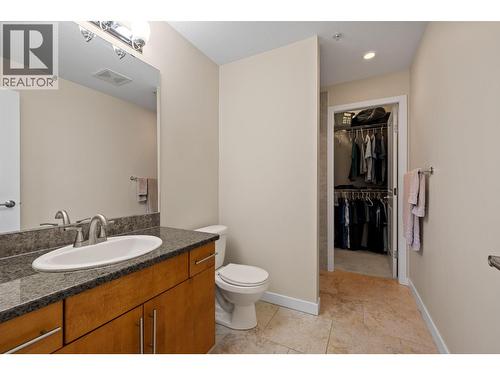 2011 Agassiz Road Unit# 205, Kelowna, BC - Indoor Photo Showing Bathroom