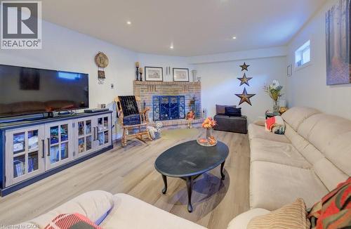 34 Willow Green Court, Kitchener, ON - Indoor Photo Showing Living Room With Fireplace
