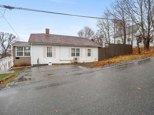 140 Maple Avenue, New Glasgow, NS 