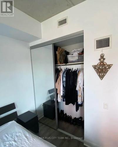 502 - 375 King Street W, Toronto, ON - Indoor Photo Showing Bedroom