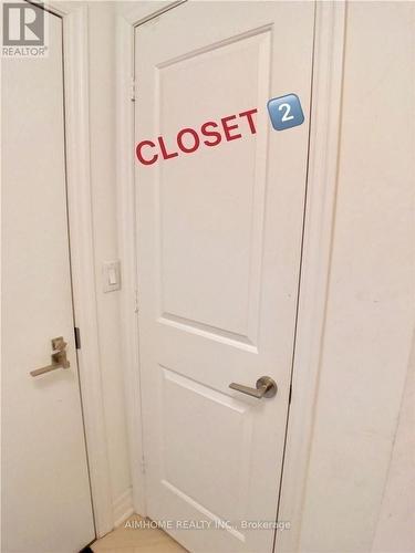 903 - 8 The Esplanade Boulevard, Toronto, ON - Indoor Photo Showing Other Room