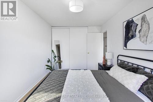 27 - 20 Brimwood Boulevard, Toronto, ON - Indoor Photo Showing Bedroom