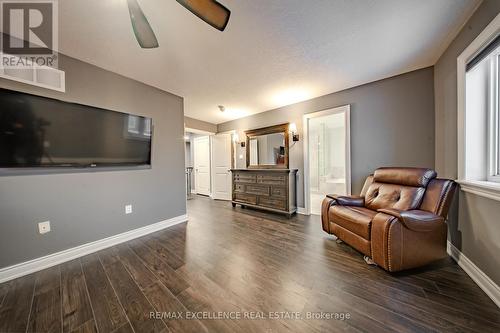 Primary Bedroom - 125 Centre Street, Essa, ON - Indoor Photo Showing Living Room