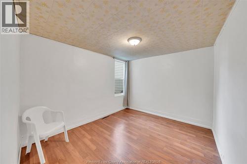 764 Windsor Avenue, Windsor, ON - Indoor Photo Showing Other Room