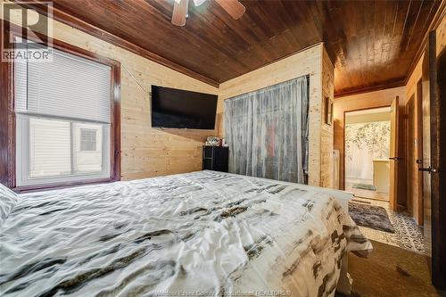 8 Sarah Street, Thamesville, ON - Indoor Photo Showing Bedroom