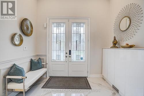 48 Red Giant Street W, Richmond Hill, ON - Indoor Photo Showing Other Room