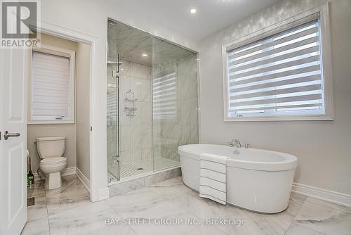 48 Red Giant Street W, Richmond Hill, ON - Indoor Photo Showing Bathroom
