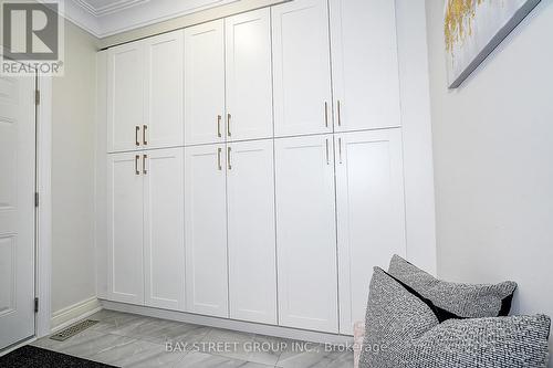 48 Red Giant Street W, Richmond Hill, ON - Indoor Photo Showing Other Room