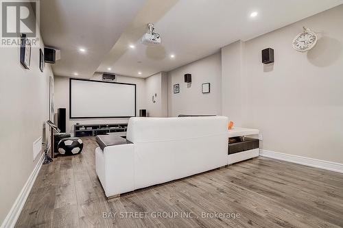 48 Red Giant Street W, Richmond Hill, ON - Indoor