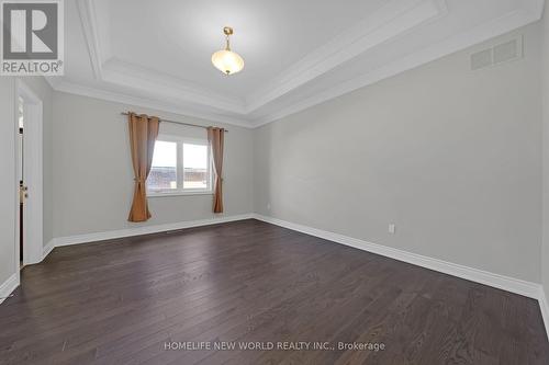 10 Stancroft Drive, Richmond Hill, ON - Indoor Photo Showing Other Room