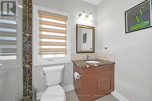 10 Stancroft Drive, Richmond Hill, ON - Indoor Photo Showing Bathroom