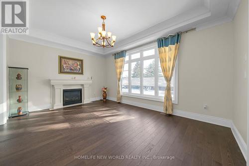 10 Stancroft Drive, Richmond Hill, ON - Indoor With Fireplace
