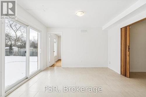 27 Gloxinia Crescent, Toronto, ON - Indoor Photo Showing Other Room