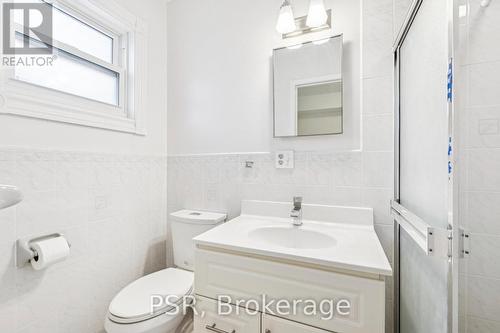 27 Gloxinia Crescent, Toronto, ON - Indoor Photo Showing Bathroom