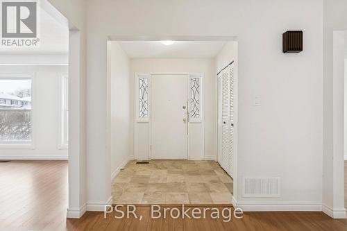 27 Gloxinia Crescent, Toronto, ON - Indoor Photo Showing Other Room