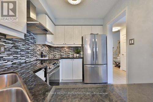 21 - 1385 Lakeshore Road W, Mississauga, ON - Indoor Photo Showing Kitchen With Upgraded Kitchen