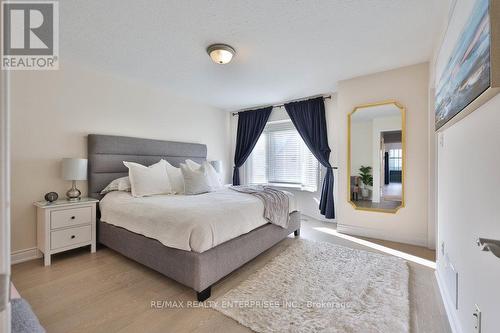 21 - 1385 Lakeshore Road W, Mississauga, ON - Indoor Photo Showing Bedroom