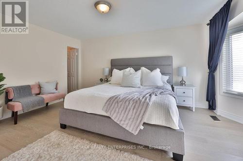 21 - 1385 Lakeshore Road W, Mississauga, ON - Indoor Photo Showing Bedroom