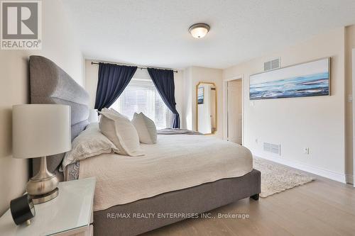 21 - 1385 Lakeshore Road W, Mississauga, ON - Indoor Photo Showing Bedroom