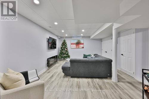 21 - 1385 Lakeshore Road W, Mississauga, ON - Indoor