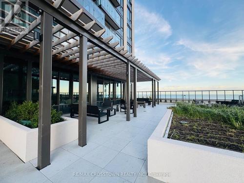 1207 - 1926 Lake Shore Drive W, Toronto, ON - Outdoor