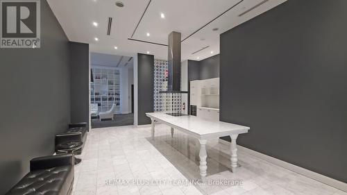 2316 - 88 Park Lawn Road, Toronto, ON - Indoor Photo Showing Other Room