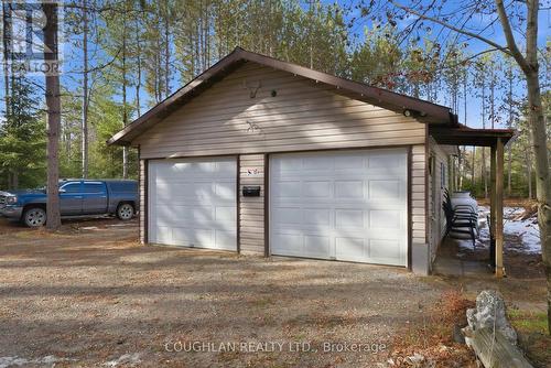 1055 Irondale Road, Minden Hills (Snowdon), ON - Outdoor