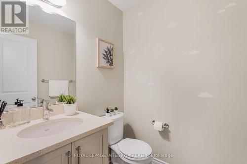 125 Chaperal Private, Ottawa, ON - Indoor Photo Showing Bathroom