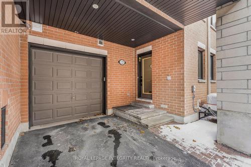 125 Chaperal Private, Ottawa, ON - Outdoor With Exterior