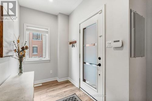 125 Chaperal Private, Ottawa, ON - Indoor