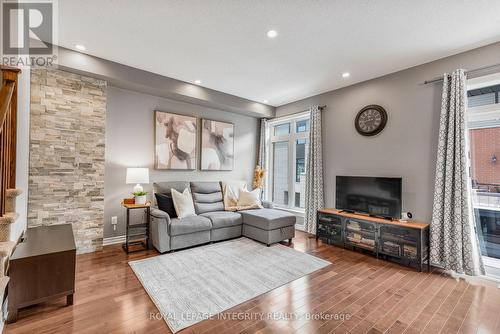 125 Chaperal Private, Ottawa, ON - Indoor Photo Showing Living Room With Fireplace
