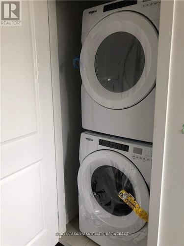 21 Beliveau Street, Vaughan, ON - Indoor Photo Showing Laundry Room