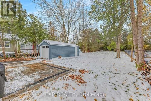 808 Montsell Avenue, Georgina, ON - Outdoor