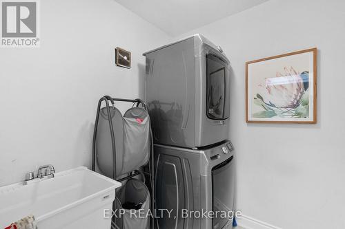 155 Veterans Street, Bradford West Gwillimbury, ON - Indoor Photo Showing Laundry Room