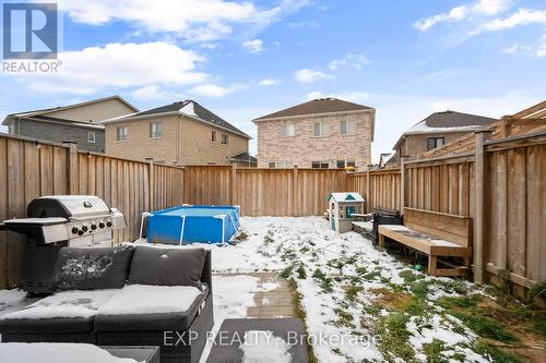 155 Veterans Street, Bradford West Gwillimbury, ON - Outdoor