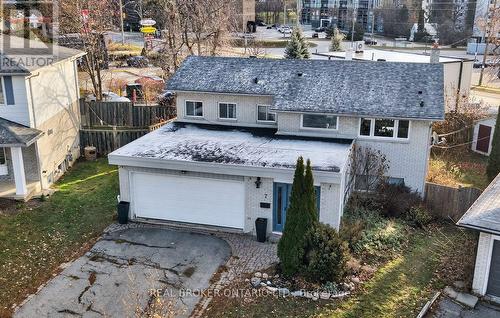 7 VARDEN CRESCENT  Barrie, ON L4M 4N8