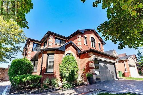 22 Livingston Drive, Caledon, ON - Outdoor