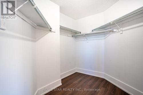 22 Livingston Drive, Caledon, ON - Indoor With Storage