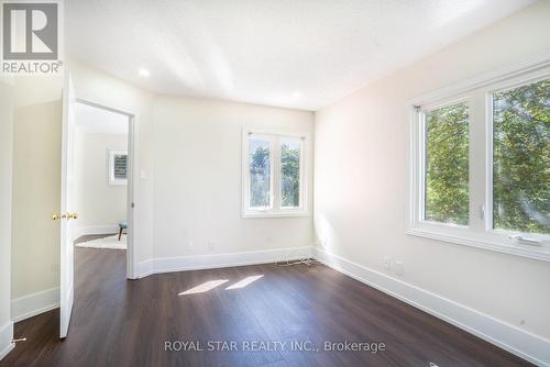 22 Livingston Drive, Caledon, ON - Indoor Photo Showing Other Room