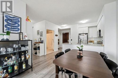 709 - 349 Rathburn Road W, Mississauga, ON - Indoor Photo Showing Dining Room