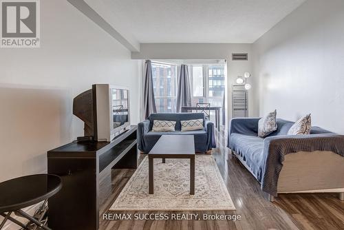 713 - 145 Hillcrest Avenue, Mississauga, ON - Indoor