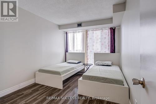 713 - 145 Hillcrest Avenue, Mississauga, ON - Indoor