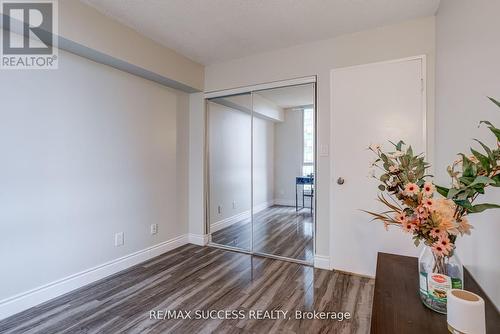 713 - 145 Hillcrest Avenue, Mississauga, ON - Indoor Photo Showing Other Room