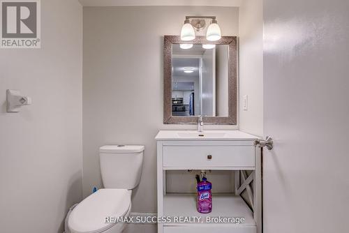 713 - 145 Hillcrest Avenue, Mississauga, ON - Indoor Photo Showing Bathroom