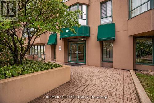 713 - 145 Hillcrest Avenue, Mississauga, ON - Outdoor