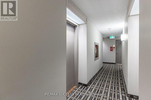 713 - 145 Hillcrest Avenue, Mississauga, ON - Indoor Photo Showing Other Room