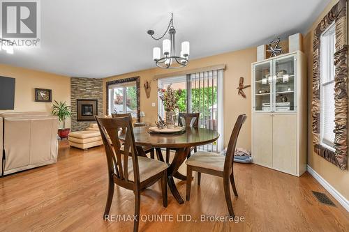 7 Chestnut Drive, Belleville (Belleville Ward), ON - Indoor Photo Showing Dining Room With Fireplace